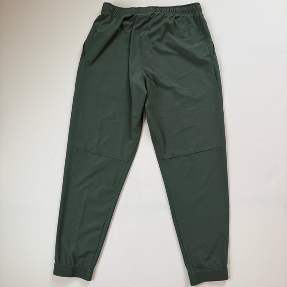 Nike Form Dri-FIT Tapered Versatile Pants Olive Green Training Size L - Picture 2 of 5